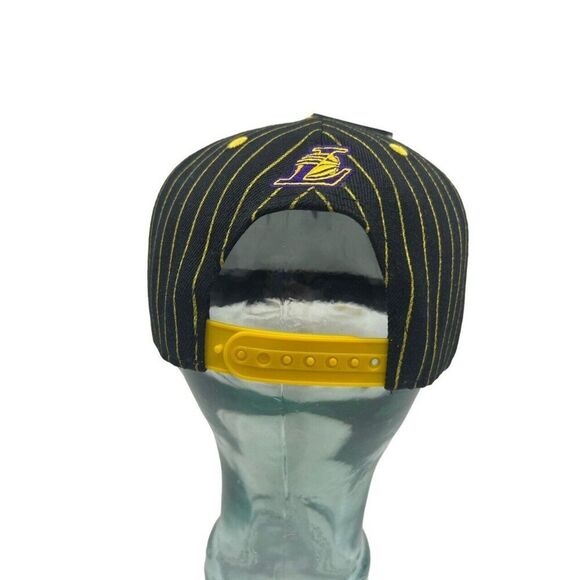 NEW Ultra Game NBA LOS ANGELES LAKERS 1948 Snapback Hat Black w/ Gold Pinstripes - Picture 6 of 9